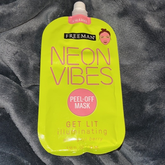 Freeman neon vibes 3 pack face mask - Picture 4 of 4